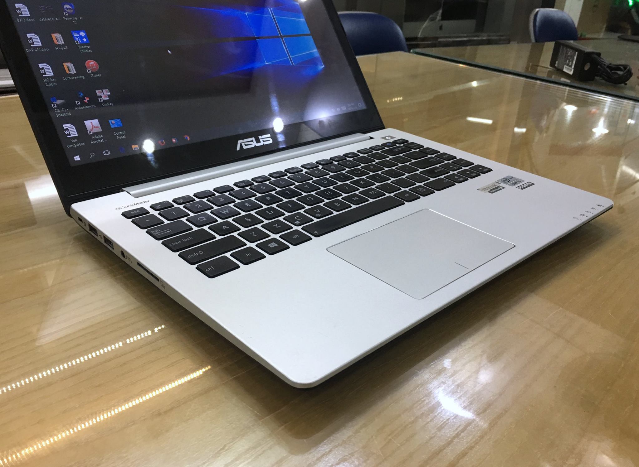 Laptop Asus Asus Vivobook S400CA-8.jpg
